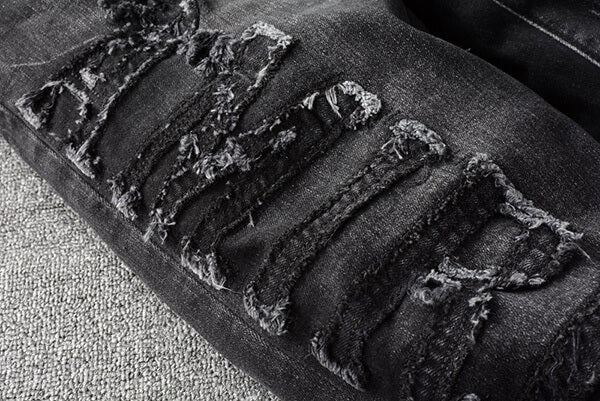 AMIRI #698 Jeans